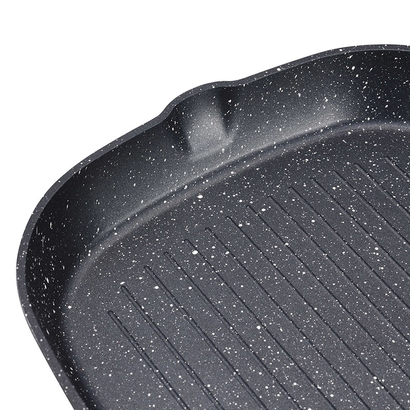 Black Fashion Fireproof Non Stick Pan Set Forged Cookware