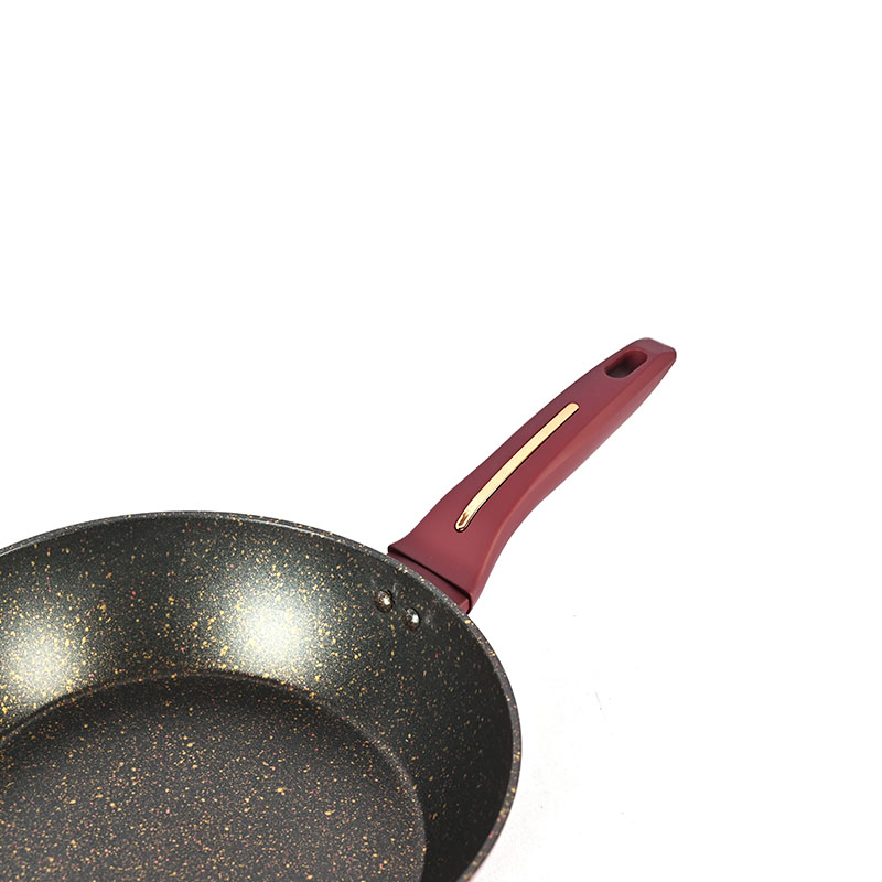 Telamon Burgundy Cookware Set with Golden Edge Accessories