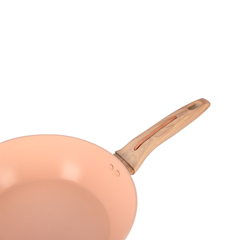 Telamon Beige Cookware Set with Golden Edge Accessories
