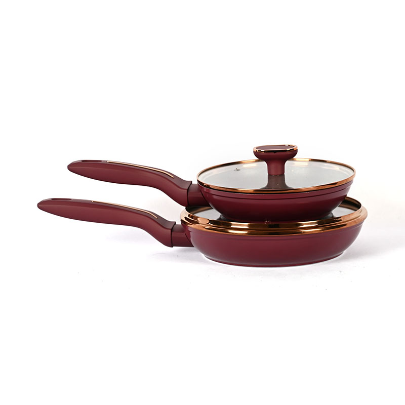 Telamon Burgundy Cookware Set with Golden Edge Accessories